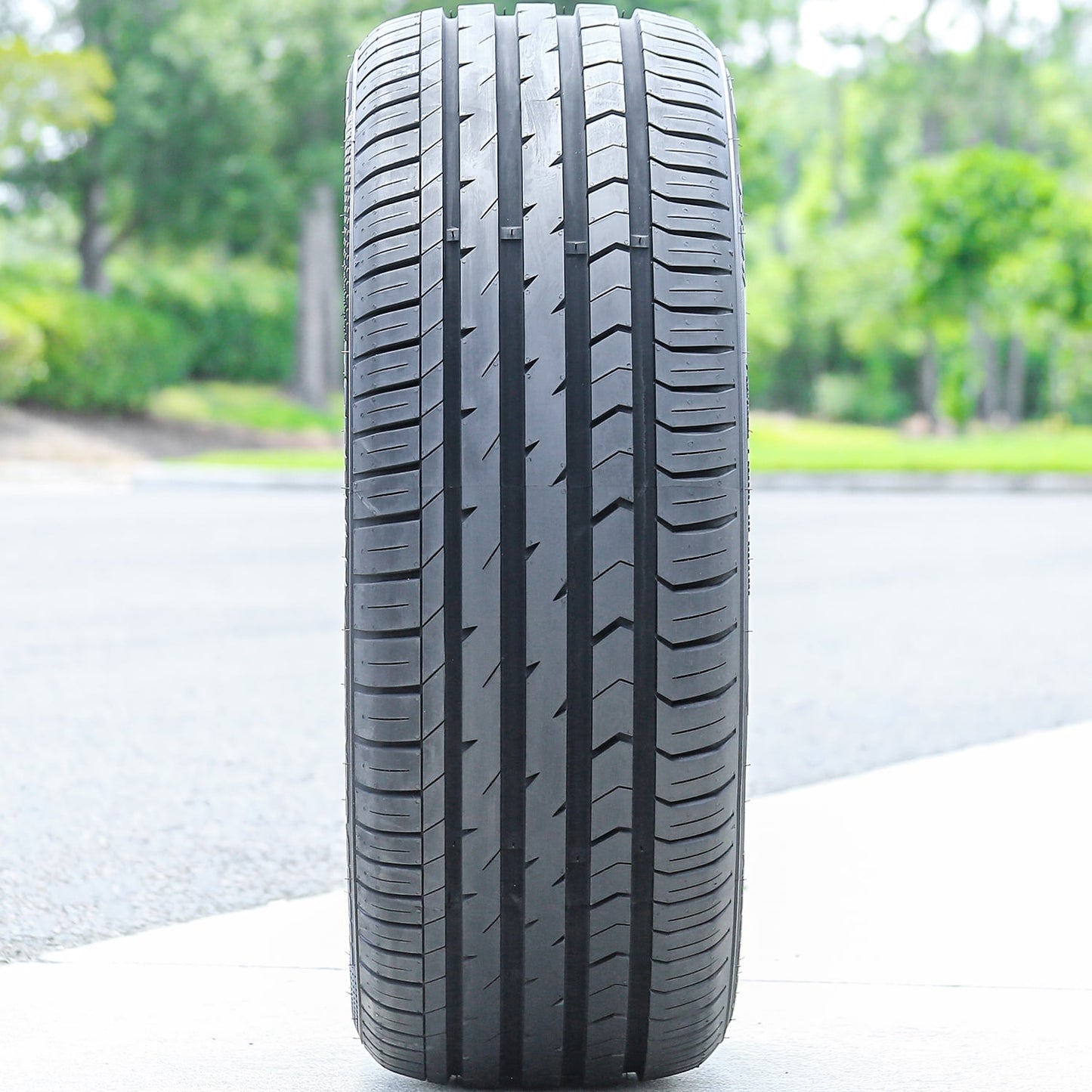 MOMO Toprun M300 AS Sport 215/50R18 92W High Performance a/s All Season Tire