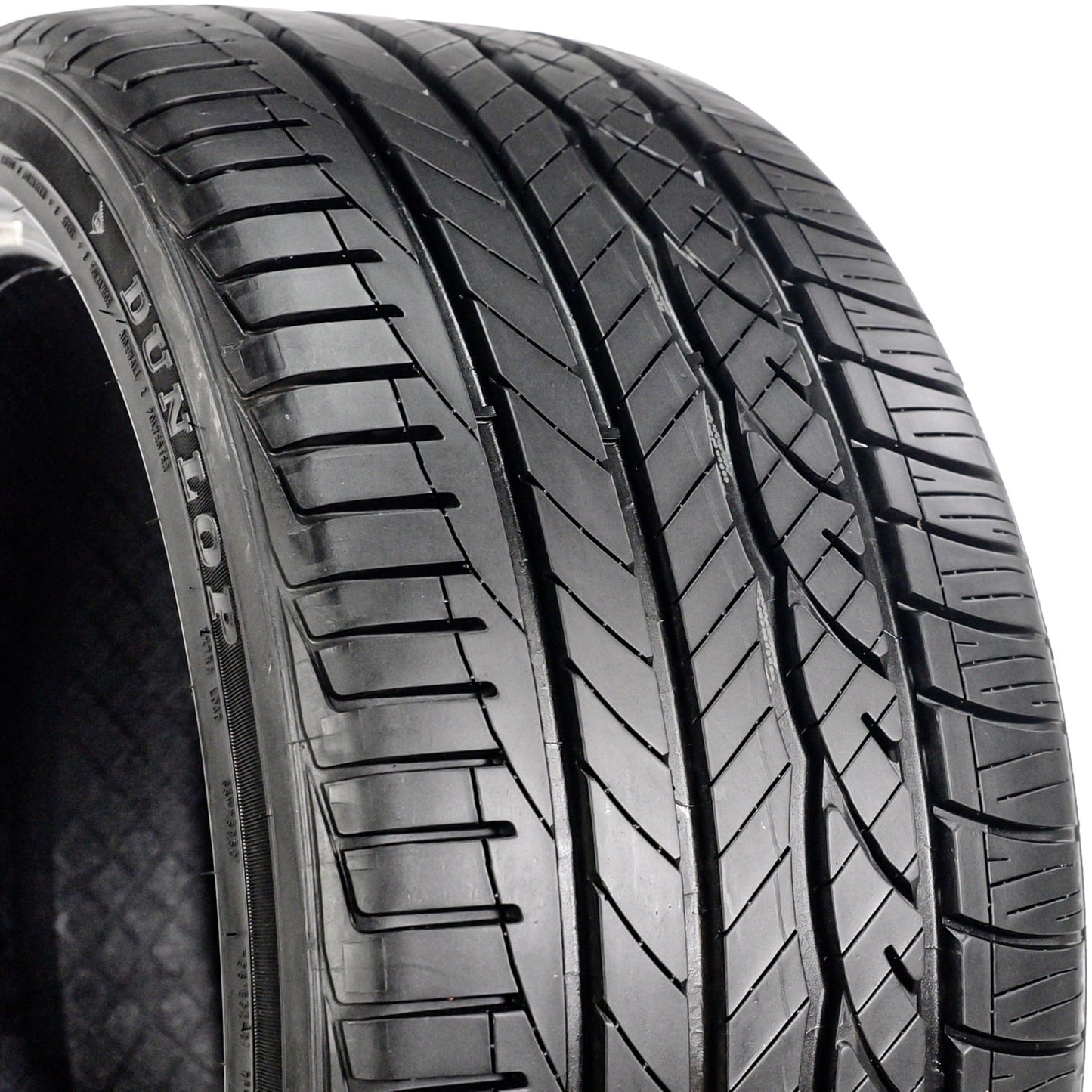 Dunlop Conquest Sport A/S 205/50R17 93W XL High Performance All Season Tire