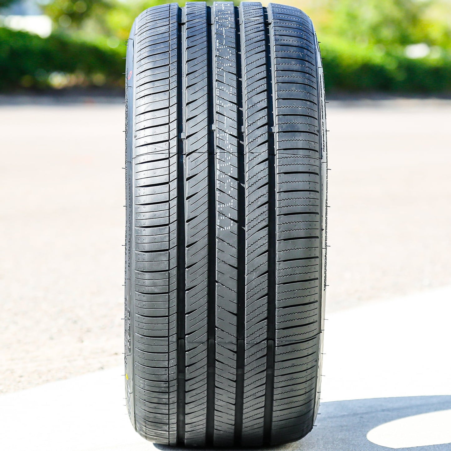 Arisun Aggressor ZS03 245/45ZR19 245/45R19 102W XL High Performance a/s All Season Tire