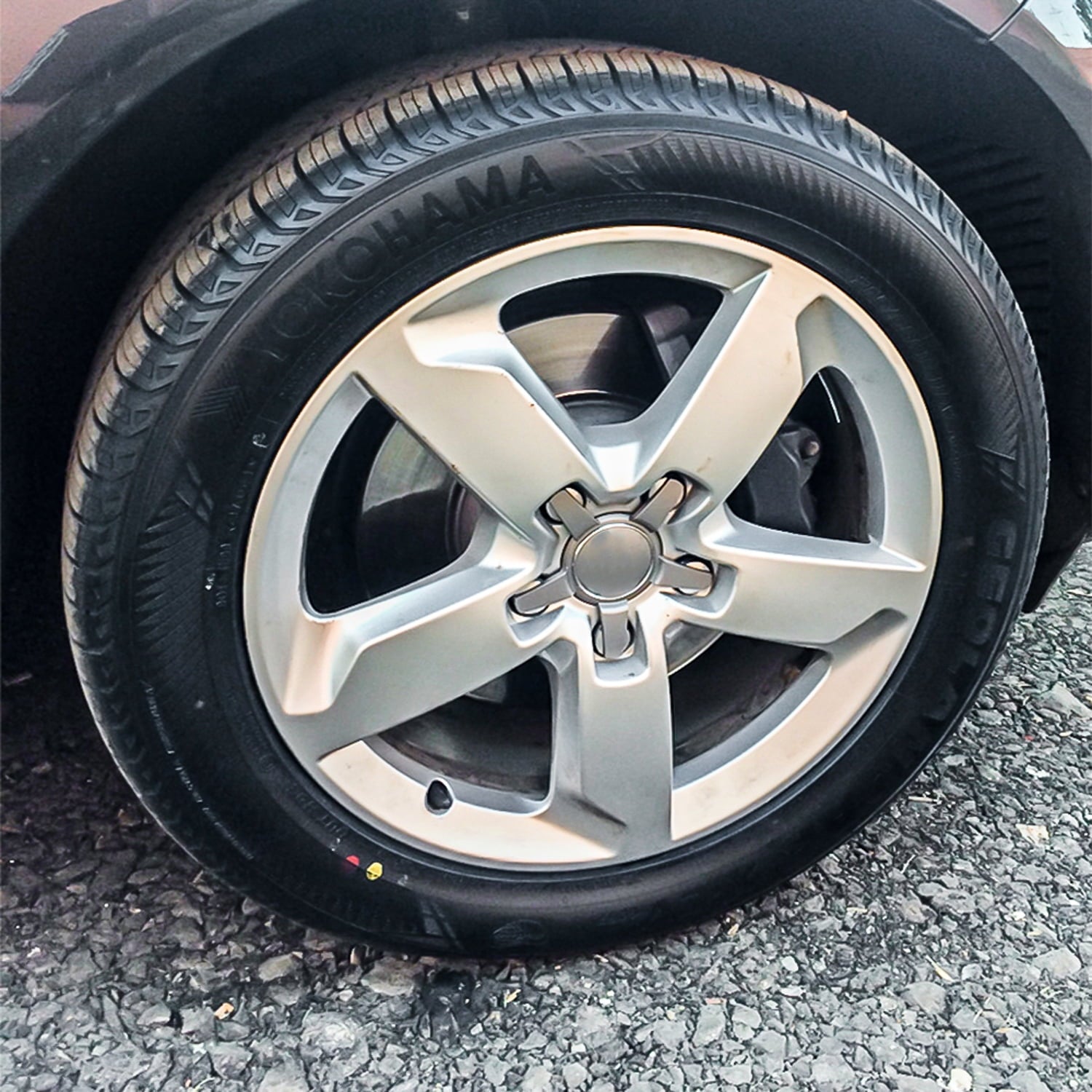 Yokohama Geolandar X-CV G057 245/70R17 110T a/s All Season Tire