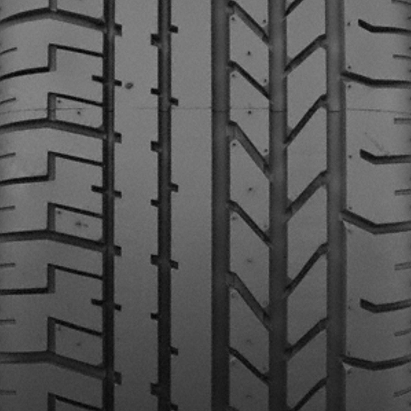 Pirelli P Zero Asimmetrico UHP Summer 235/35ZR18 (86Y) Passenger Tire